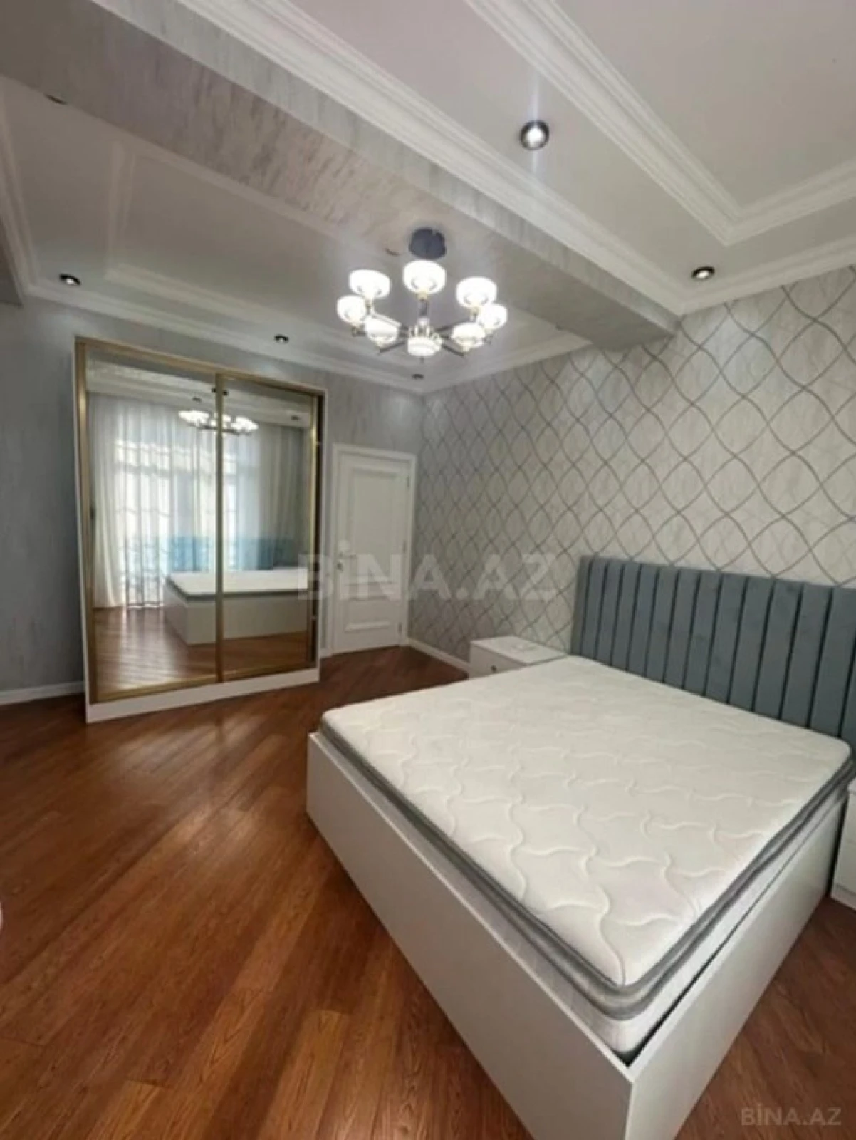 Satılır 3 otaqlı mənzil 100 m²