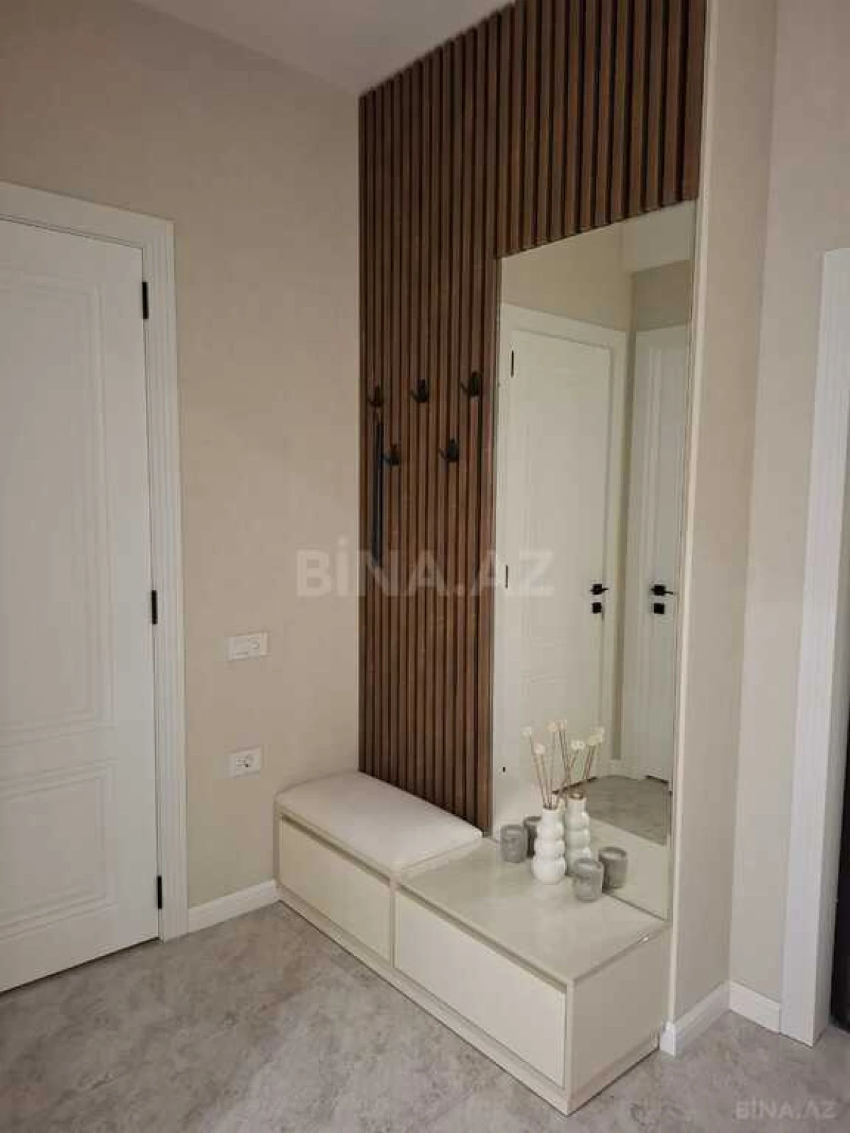 Satılır 2 otaqlı mənzil 65 m²