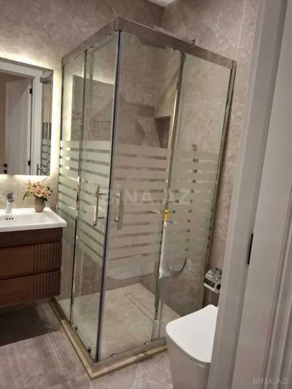 Satılır 2 otaqlı mənzil 65 m²