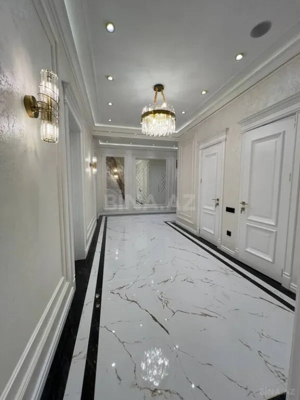 Kirayə verilir 3 otaqlı mənzil 130 m²