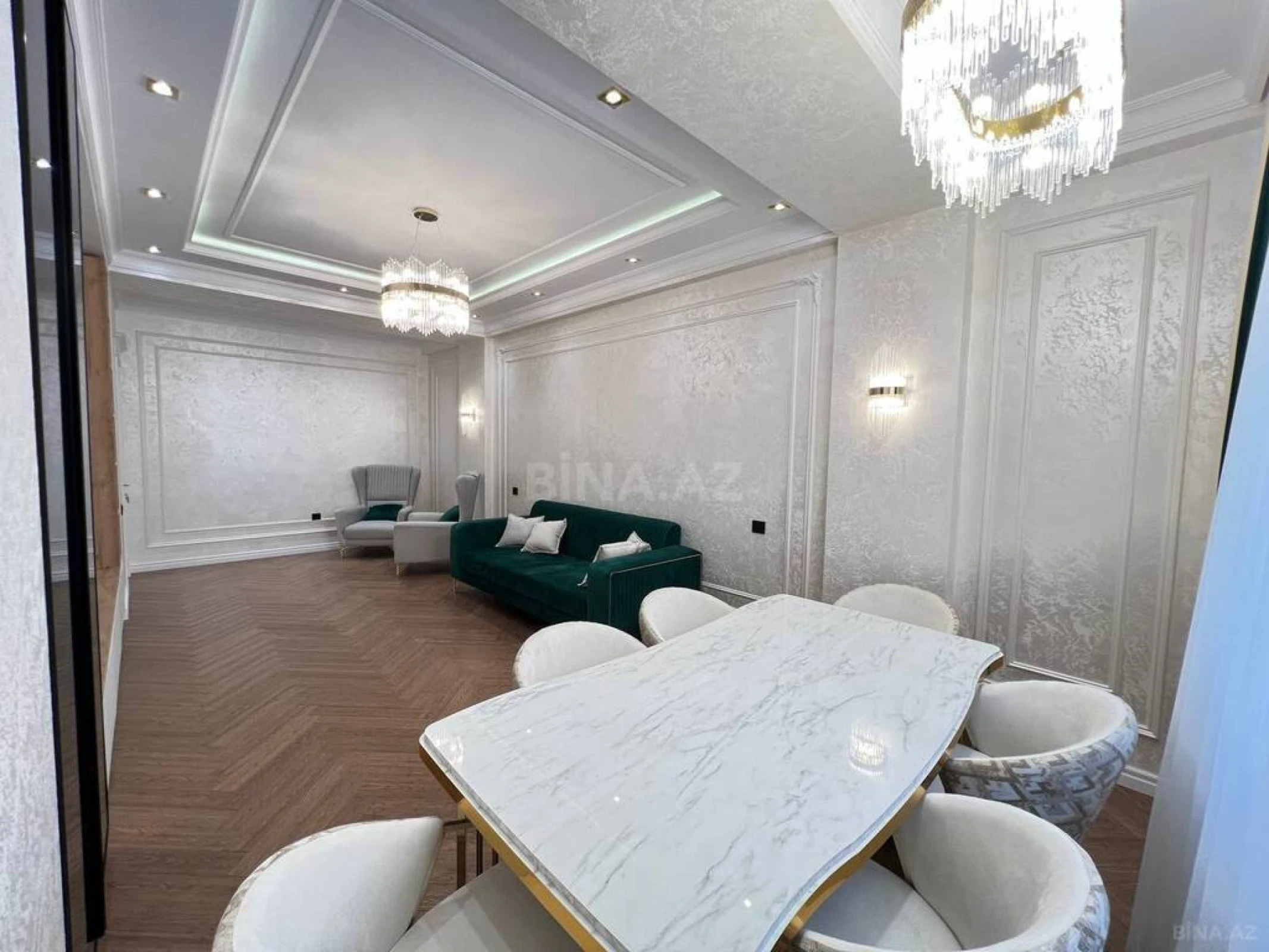 Kirayə verilir 3 otaqlı mənzil 130 m²