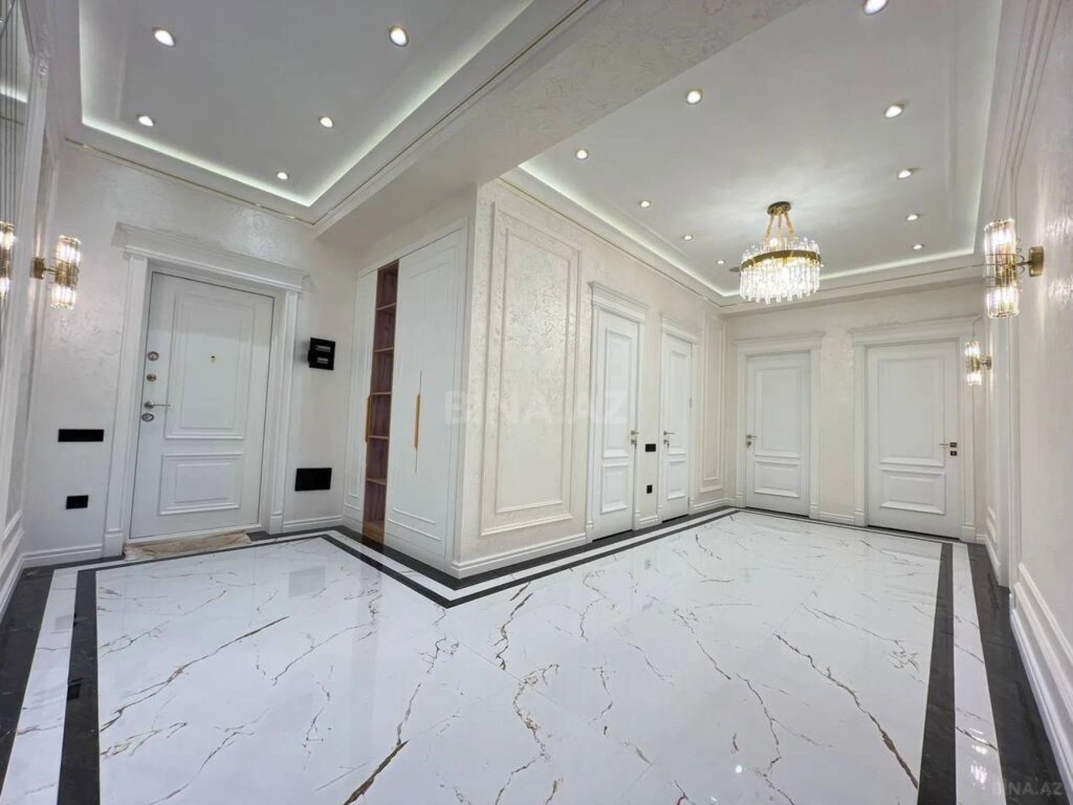 Kirayə verilir 3 otaqlı mənzil 130 m²