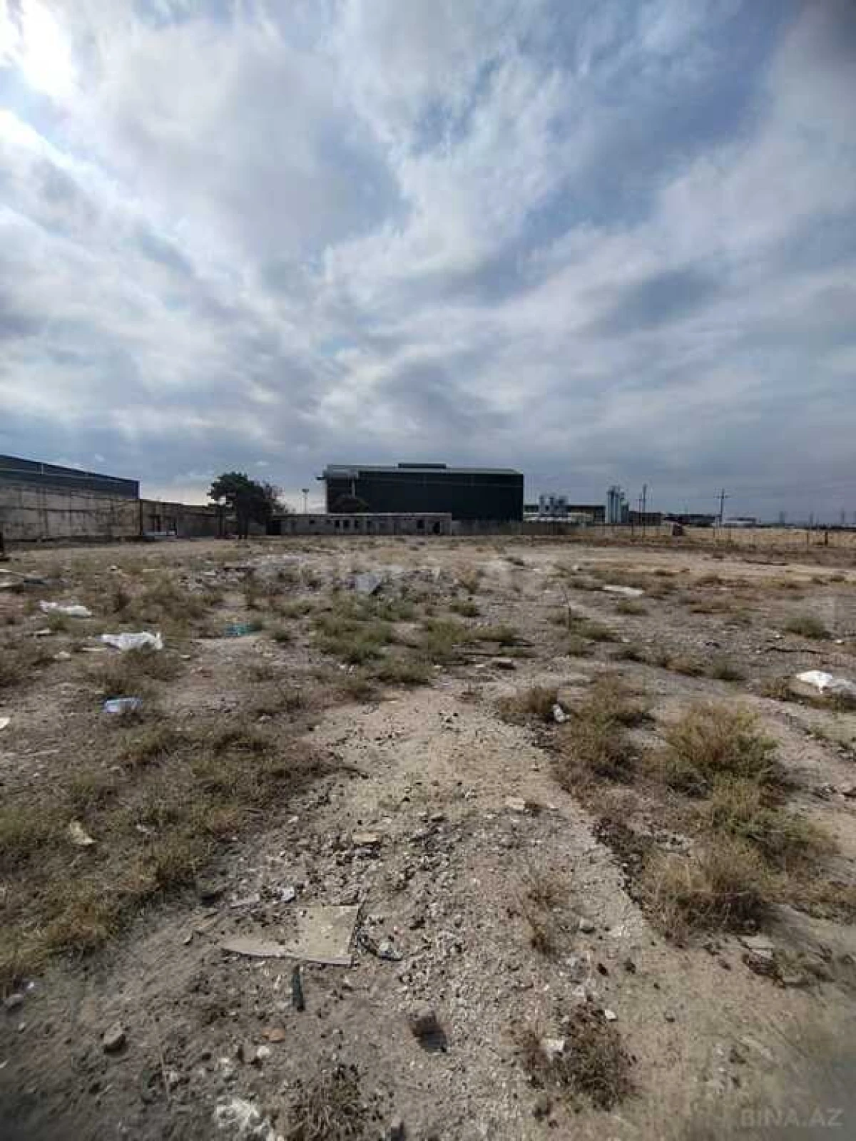 Satılır torpaq sahəsi 102 m²