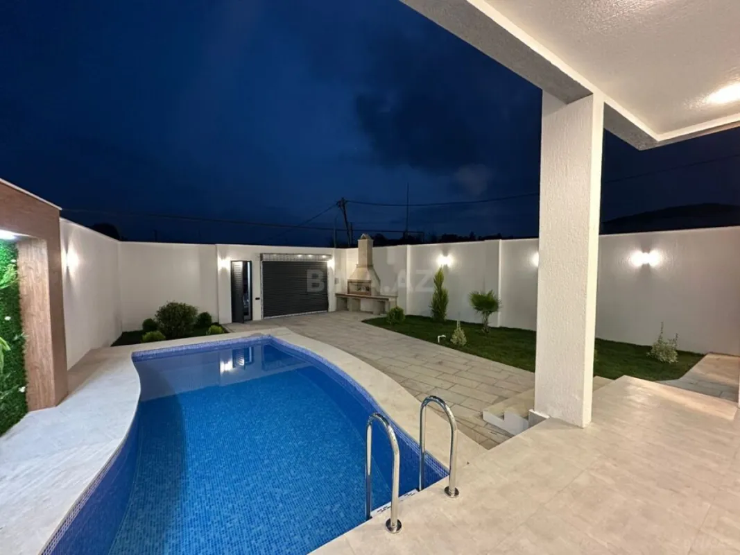 Satılır 4 otaqlı həyət evi 140 m²