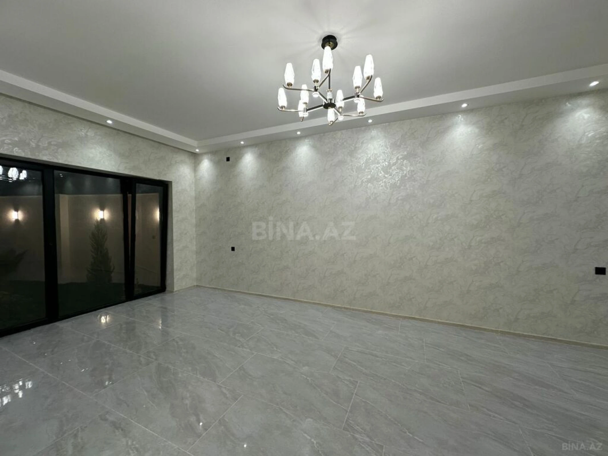 Satılır 4 otaqlı həyət evi 140 m²