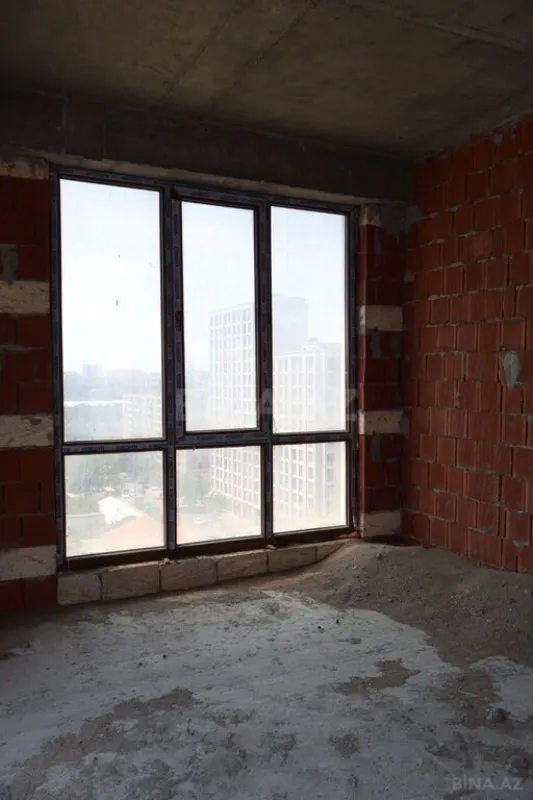 Satılır 2 otaqlı mənzil 78 m²