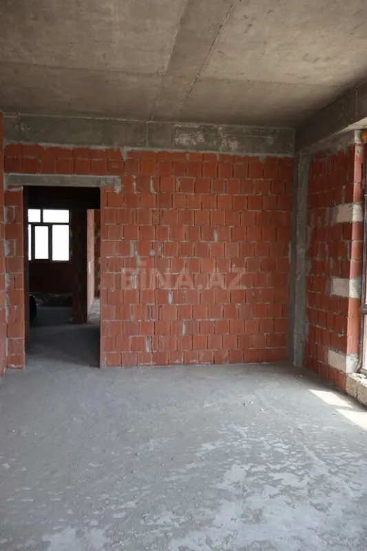 Satılır 2 otaqlı mənzil 78 m²