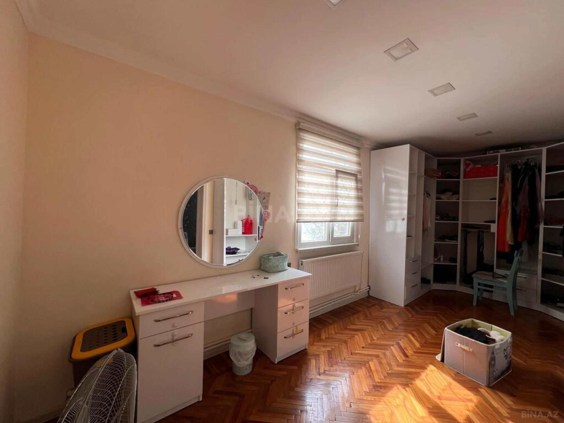 Kirayə verilir 3 otaqlı mənzil 130 m²