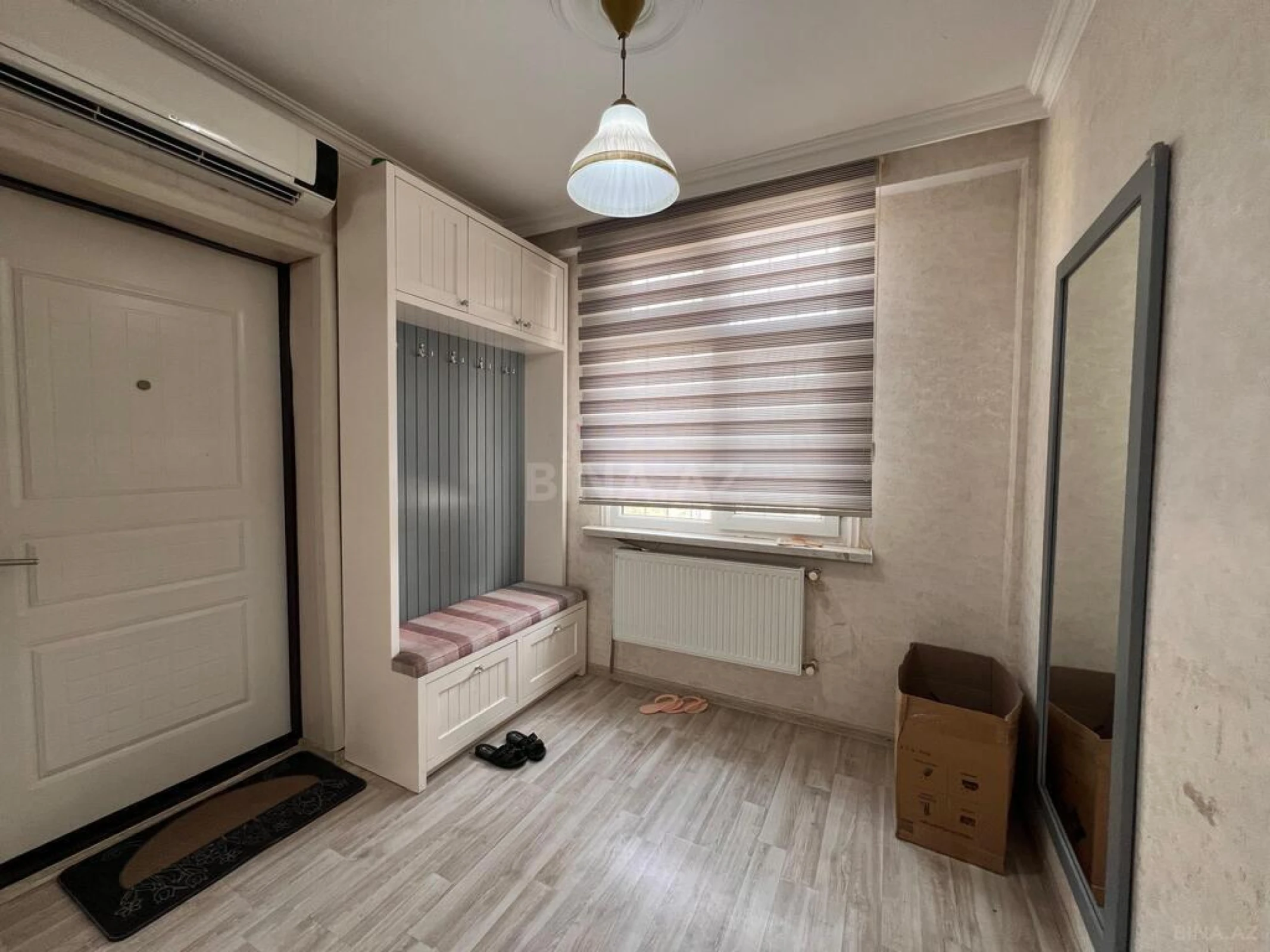 Kirayə verilir 3 otaqlı mənzil 130 m²
