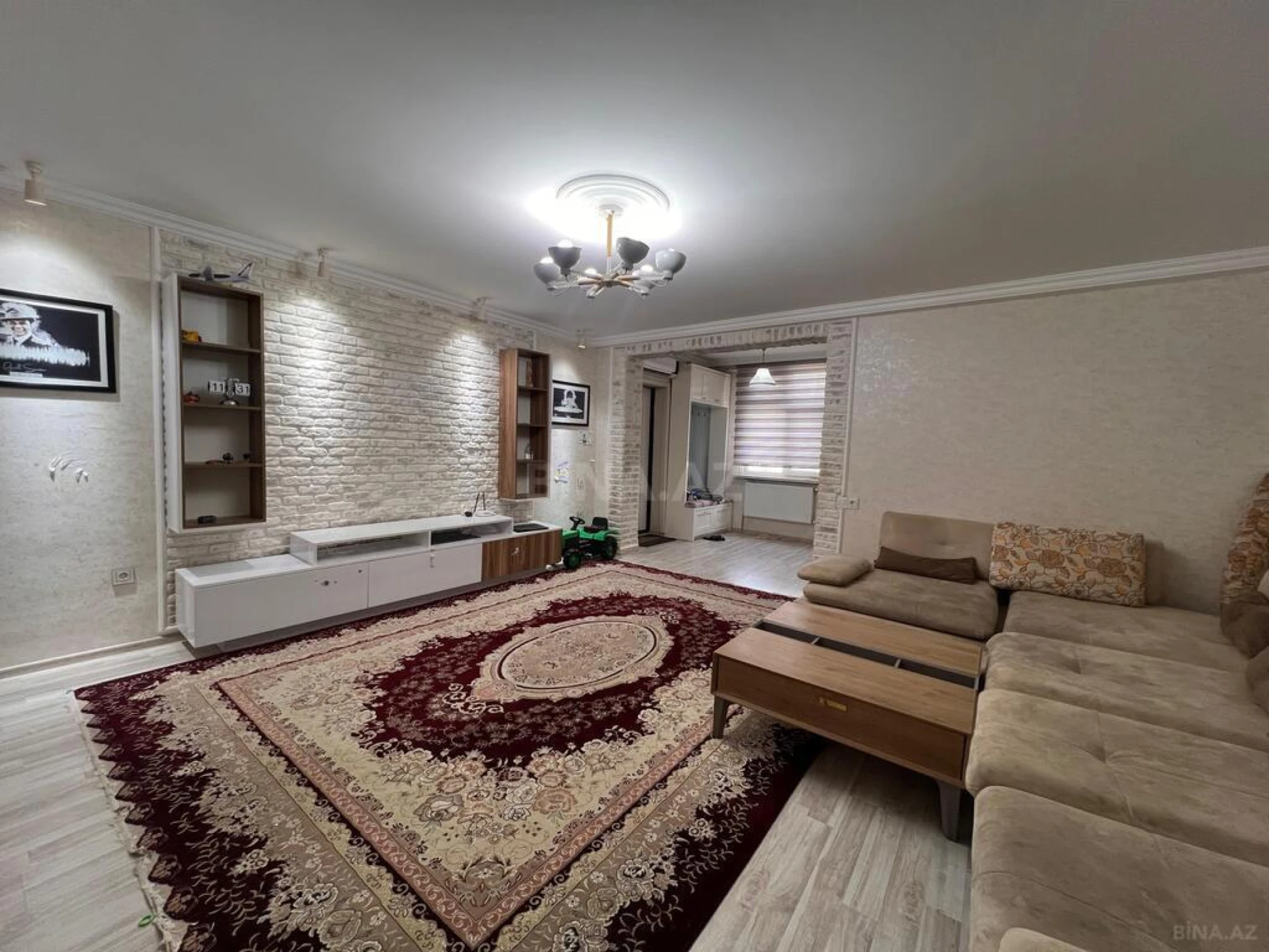 Kirayə verilir 3 otaqlı mənzil 130 m²