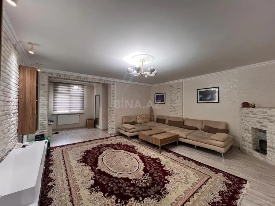 Kirayə verilir 3 otaqlı mənzil 130 m²
