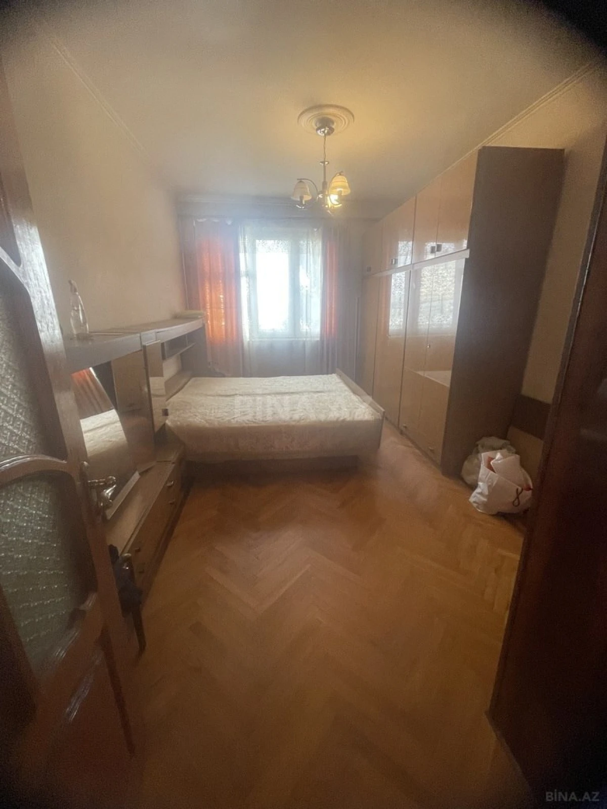 Satılır 2 otaqlı mənzil 55 m²