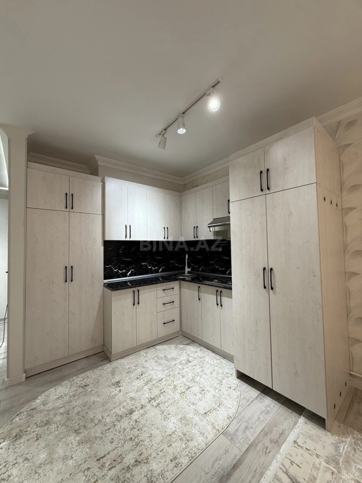 Satılır 3 otaqlı mənzil 82 m²