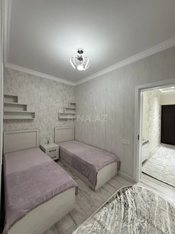 Satılır 3 otaqlı mənzil 82 m²