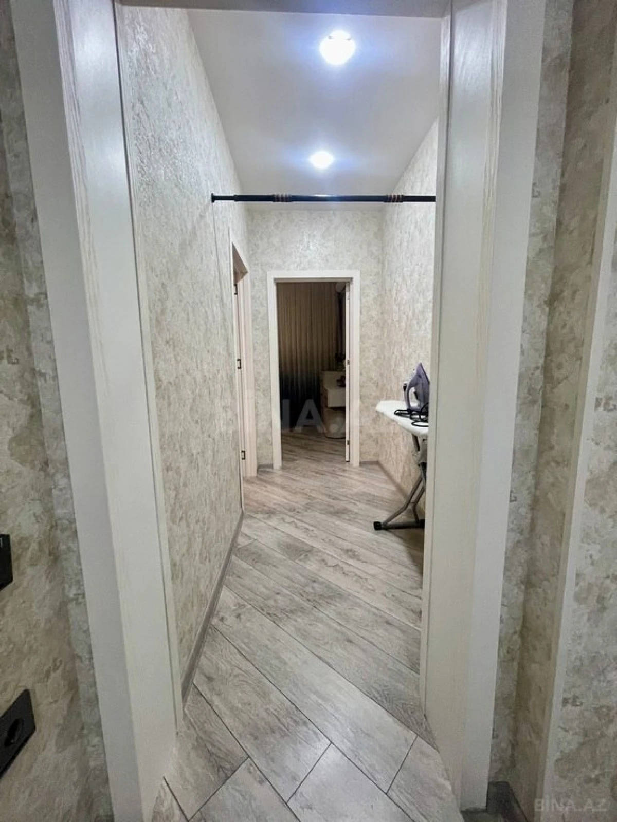 Satılır 3 otaqlı mənzil 112 m²