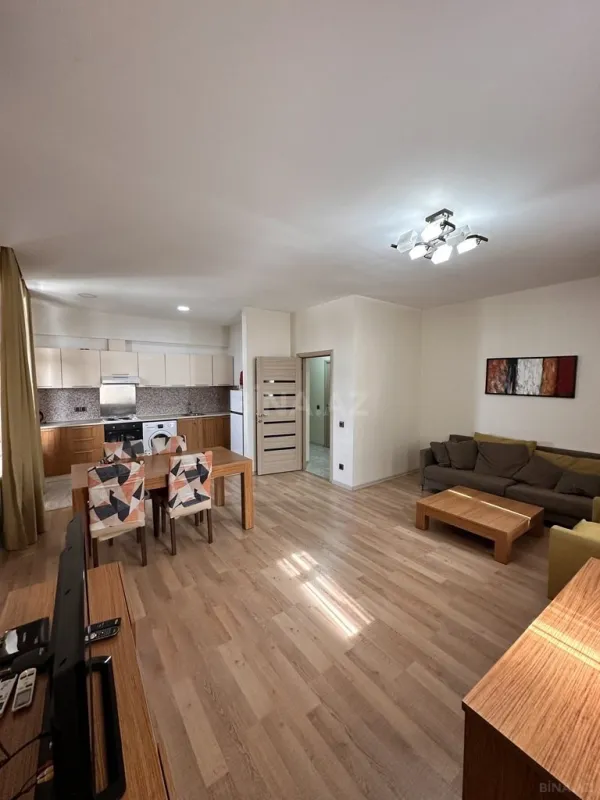 Satılır 2 otaqlı mənzil 78 m²