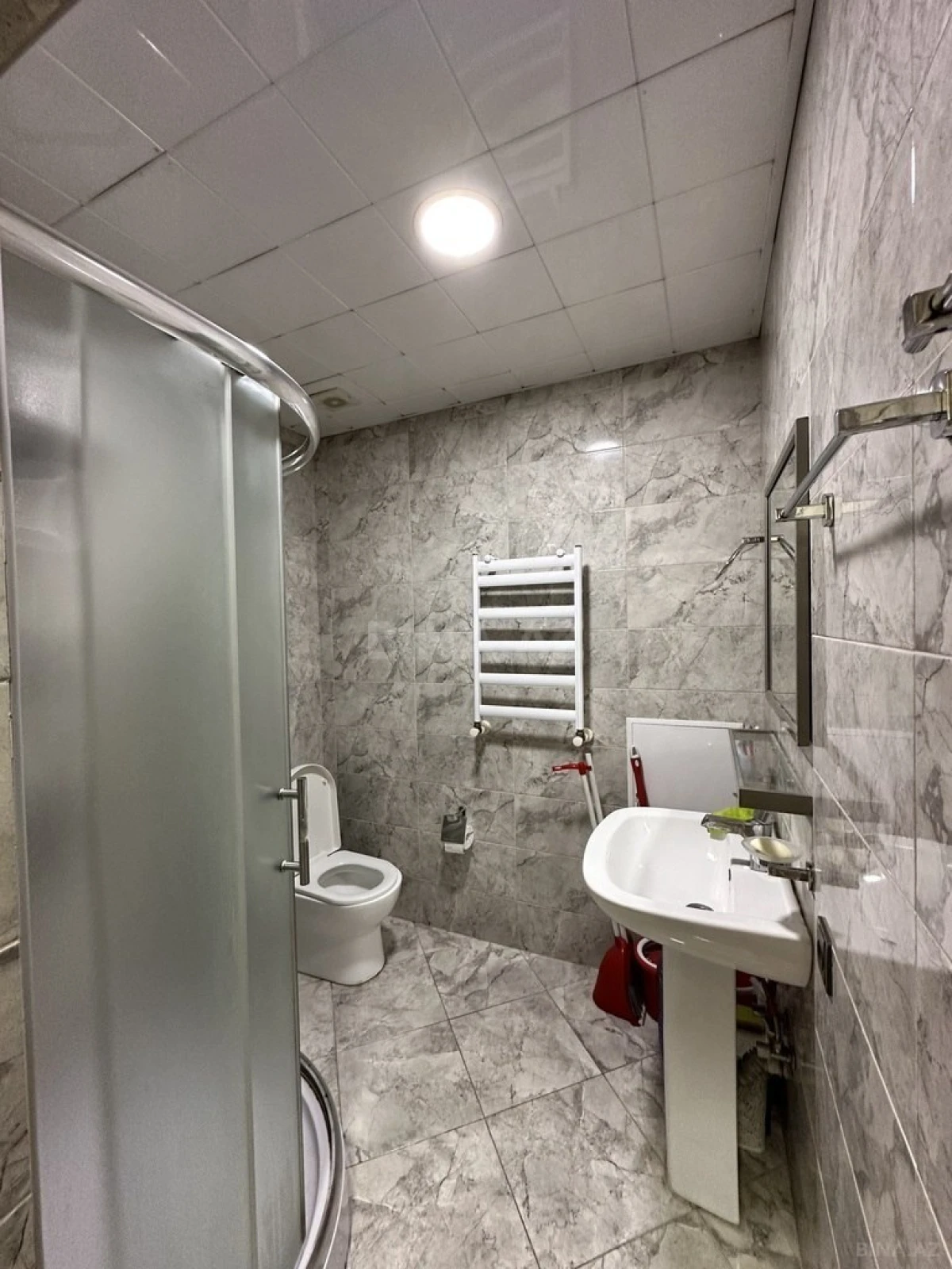 Satılır 2 otaqlı mənzil 78 m²
