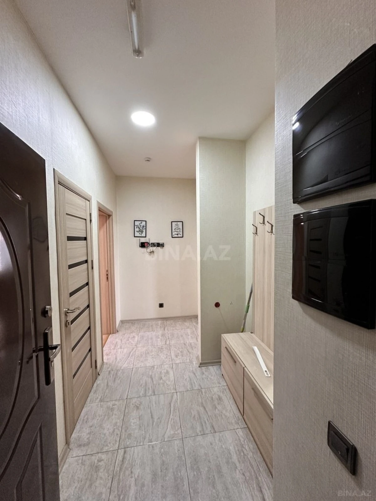 Satılır 2 otaqlı mənzil 78 m²