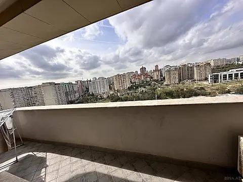 Satılır 2 otaqlı mənzil 78 m²