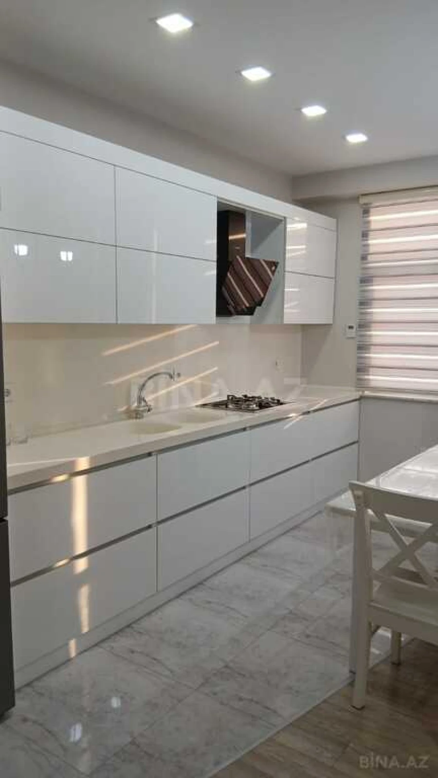 Kirayə verilir 3 otaqlı mənzil 90 m²