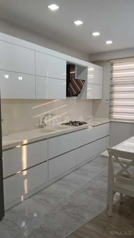 Kirayə verilir 3 otaqlı mənzil 90 m²
