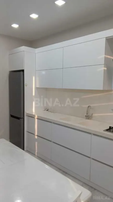 Kirayə verilir 3 otaqlı mənzil 90 m²