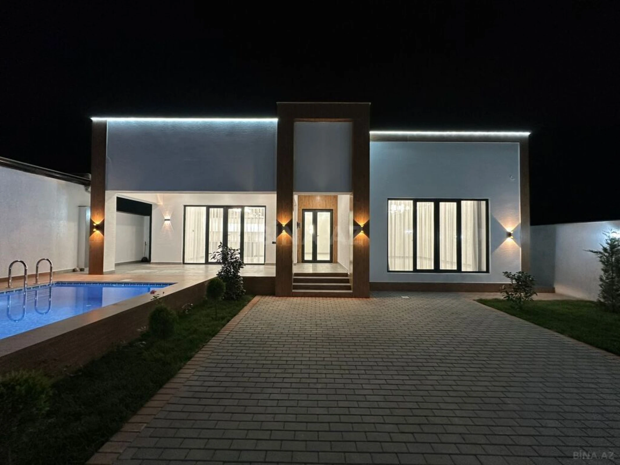 Satılır 4 otaqlı həyət evi 180 m²