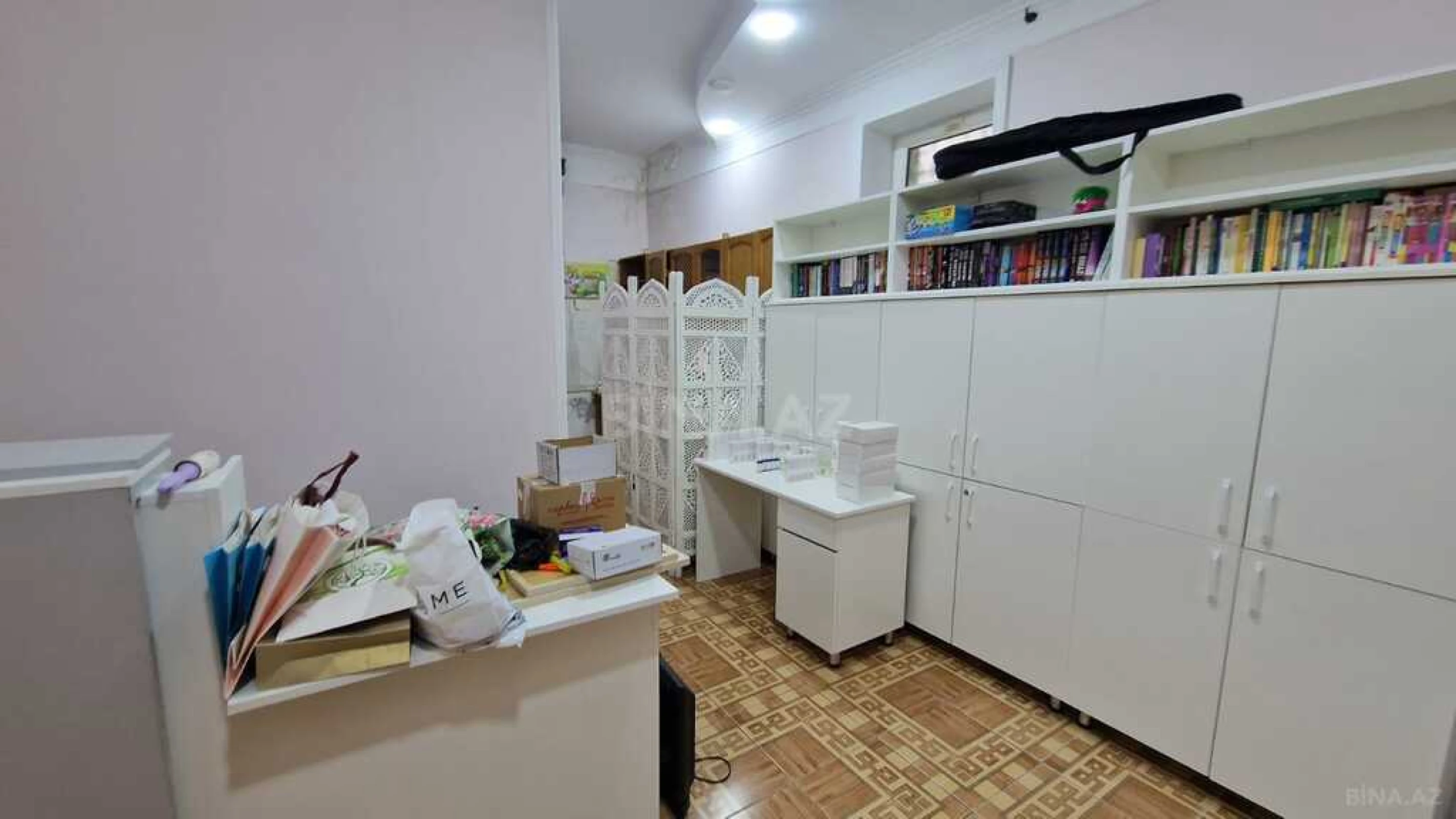 Satılır 4 otaqlı mənzil 130 m²