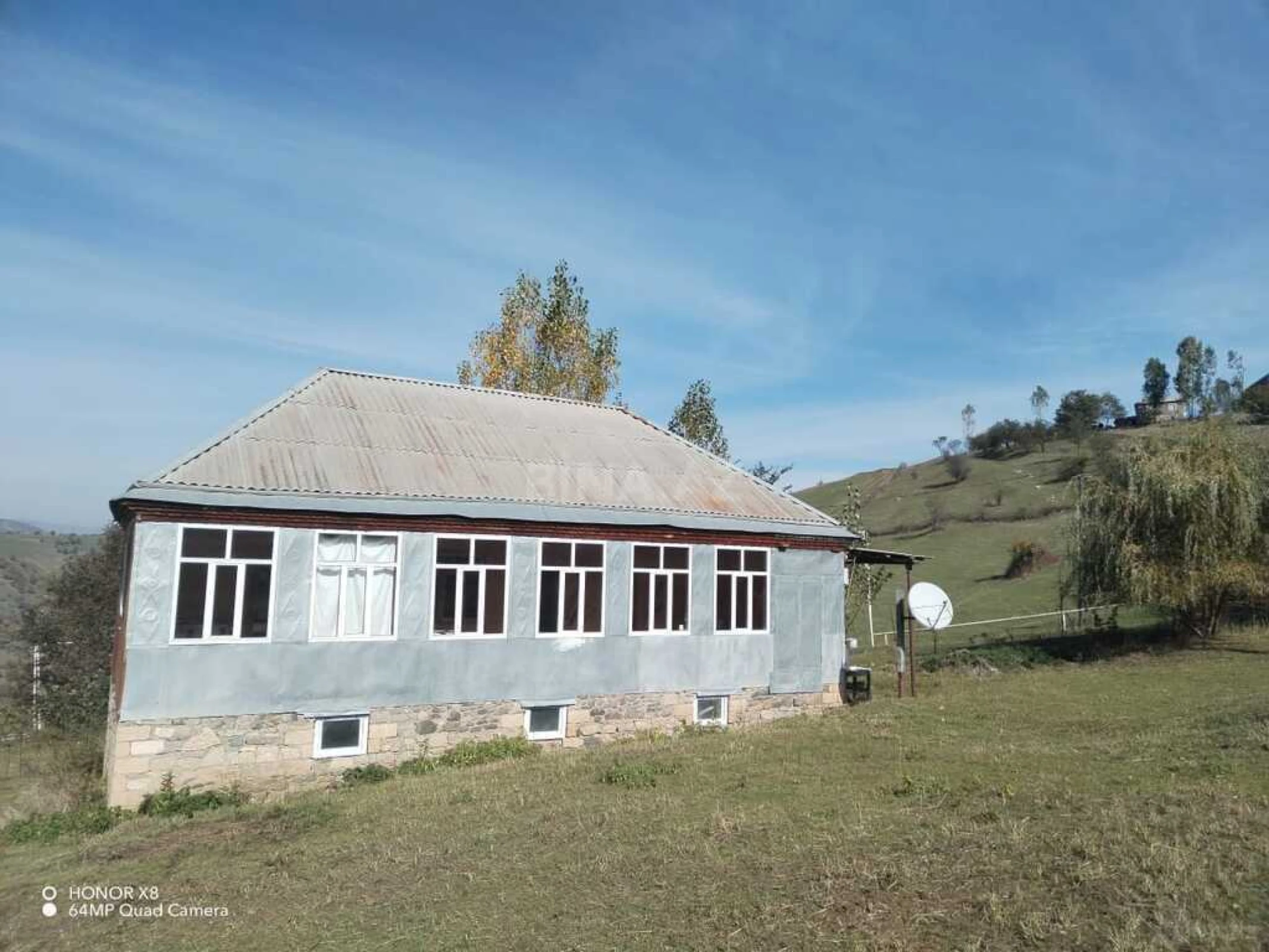 Satılır 4 otaqlı həyət evi 104 m²