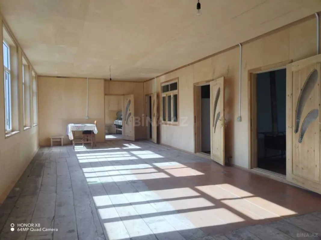 Satılır 4 otaqlı həyət evi 104 m²