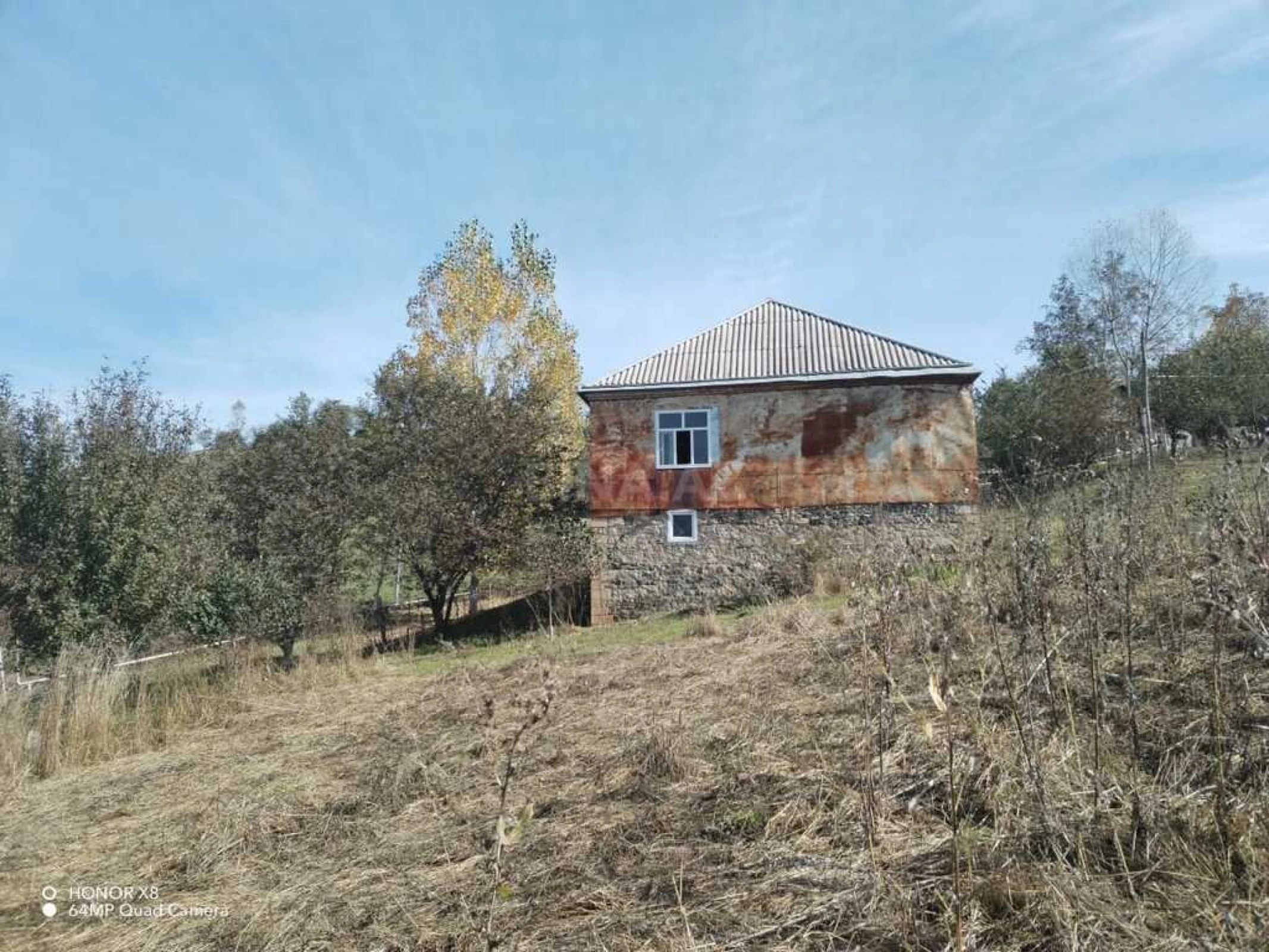 Satılır 4 otaqlı həyət evi 104 m²