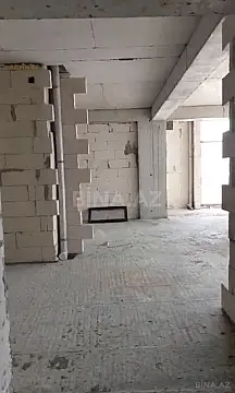 Satılır 3 otaqlı mənzil 152.4 m²