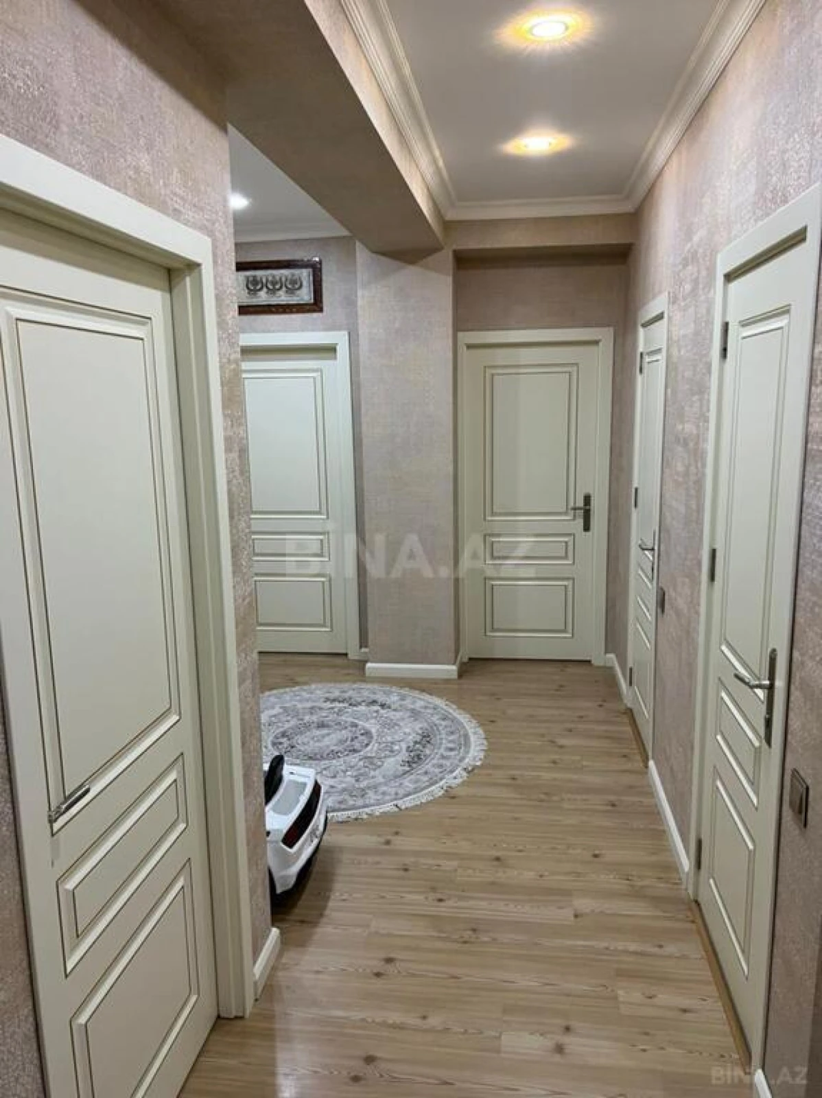 Satılır 3 otaqlı mənzil 123 m²