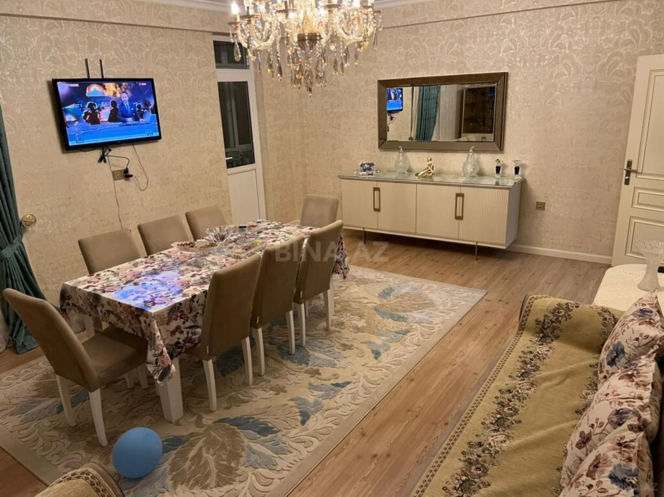 Satılır 3 otaqlı mənzil 123 m²