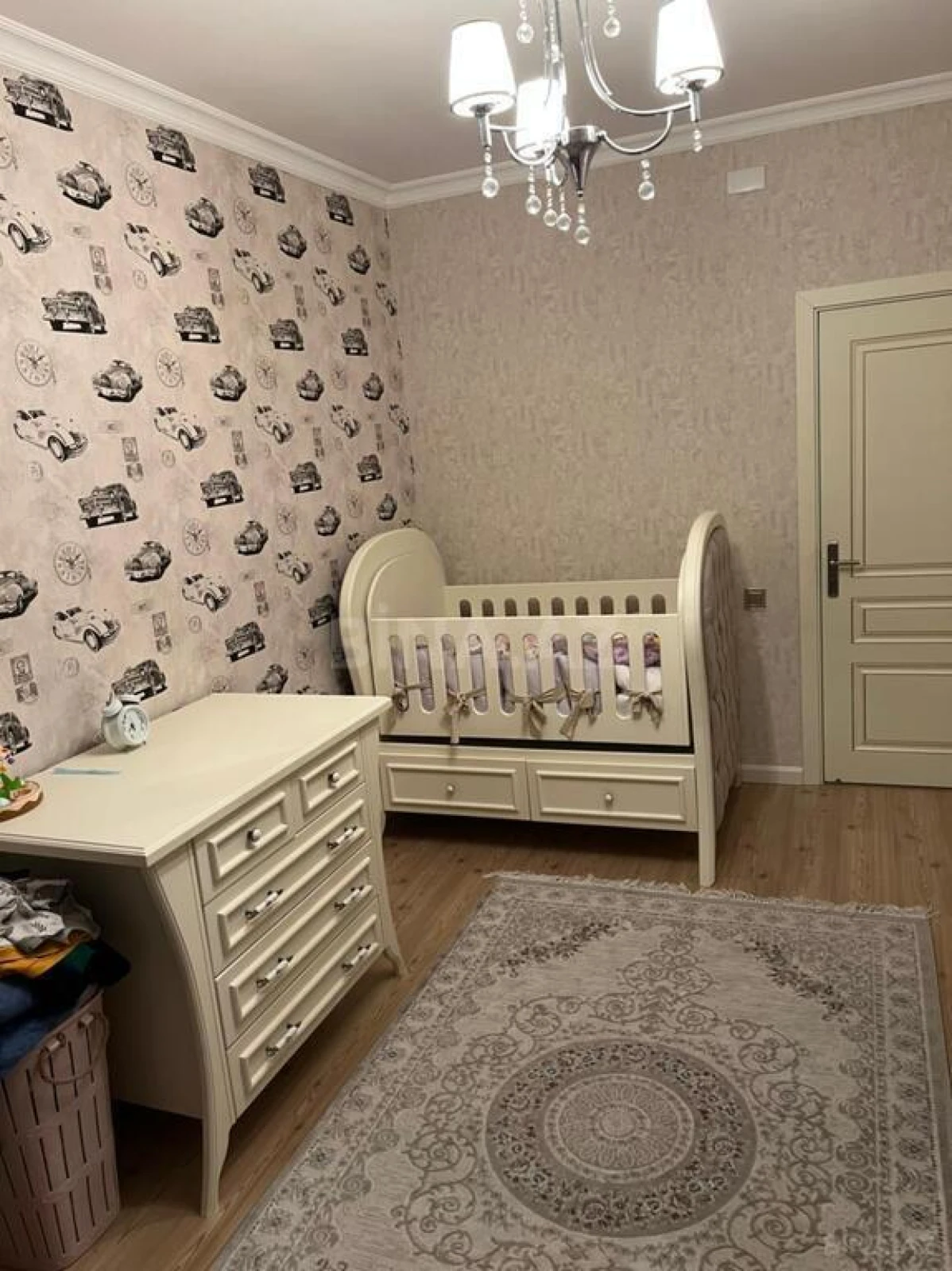 Satılır 3 otaqlı mənzil 123 m²