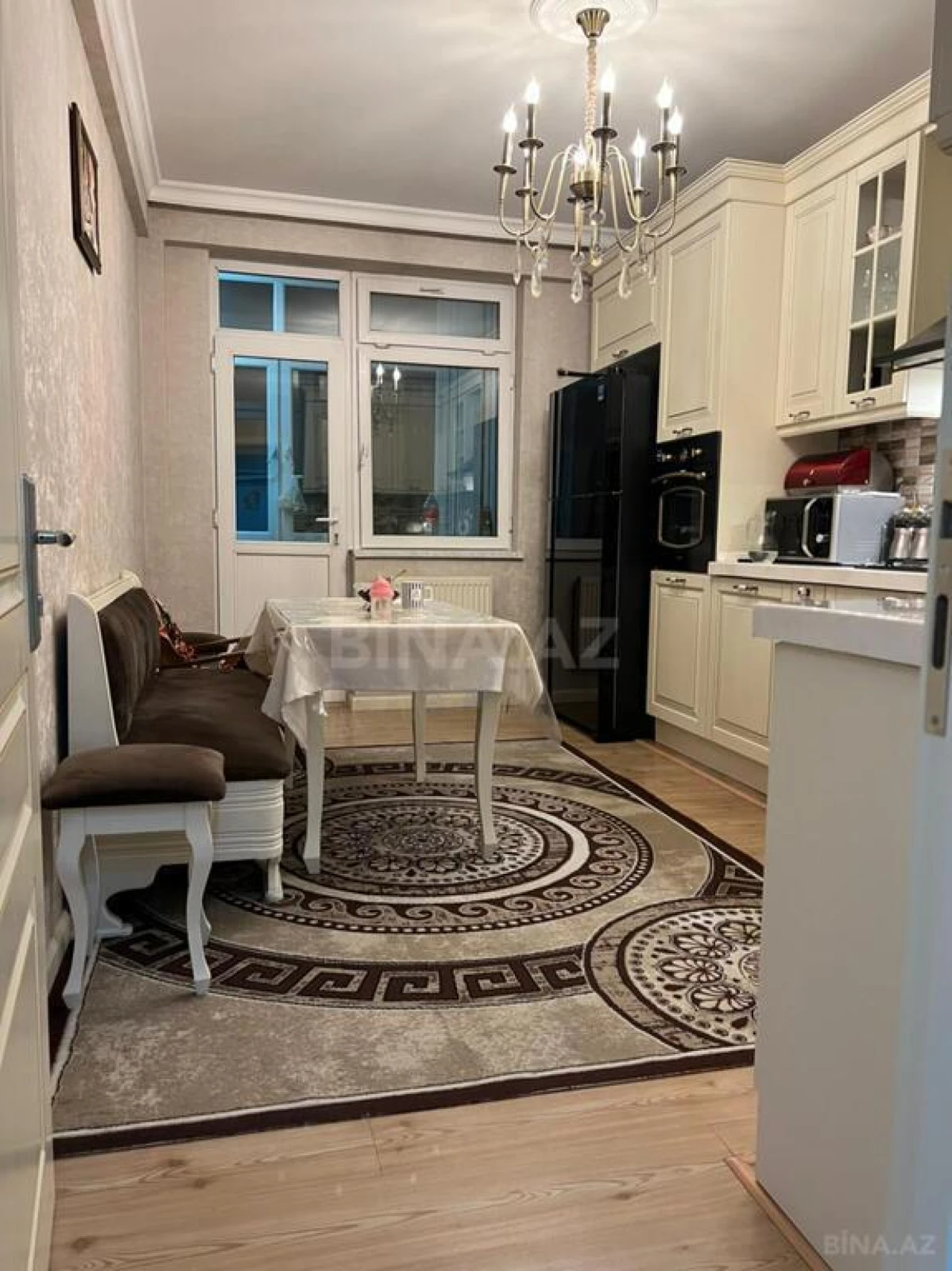 Satılır 3 otaqlı mənzil 123 m²