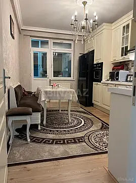 Satılır 3 otaqlı mənzil 123 m²