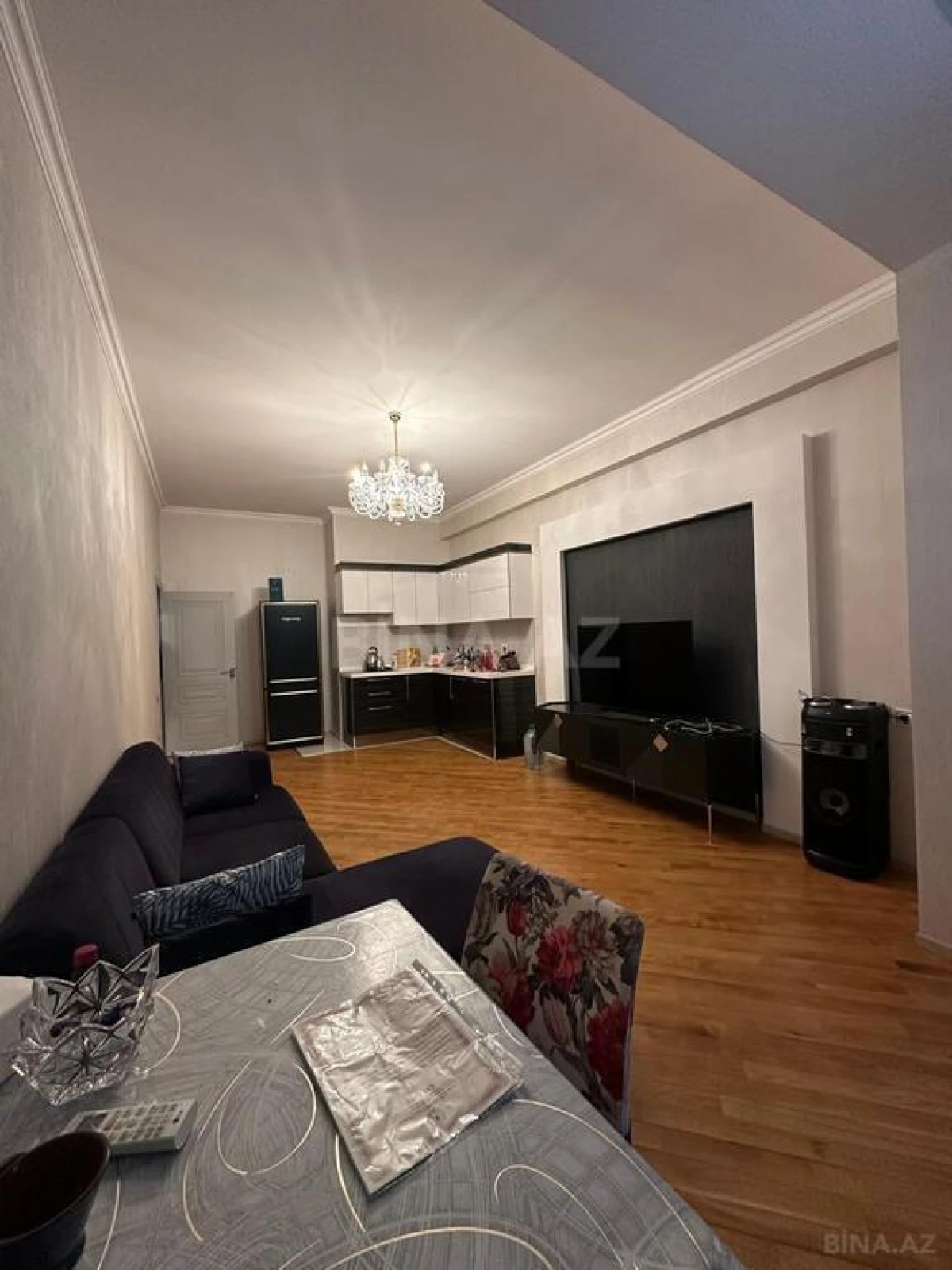 Satılır 2 otaqlı mənzil 68 m²