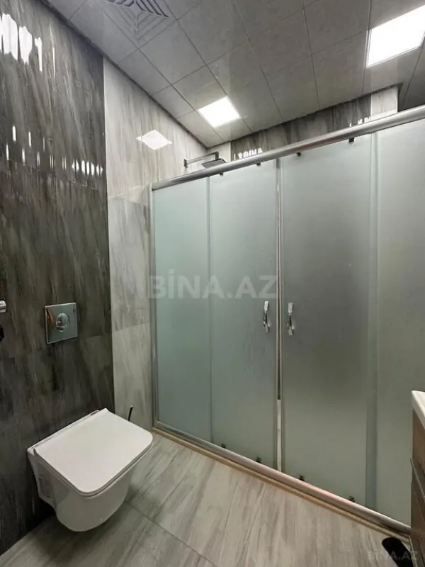 Satılır 2 otaqlı mənzil 68 m²
