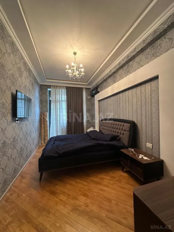 Satılır 2 otaqlı mənzil 68 m²