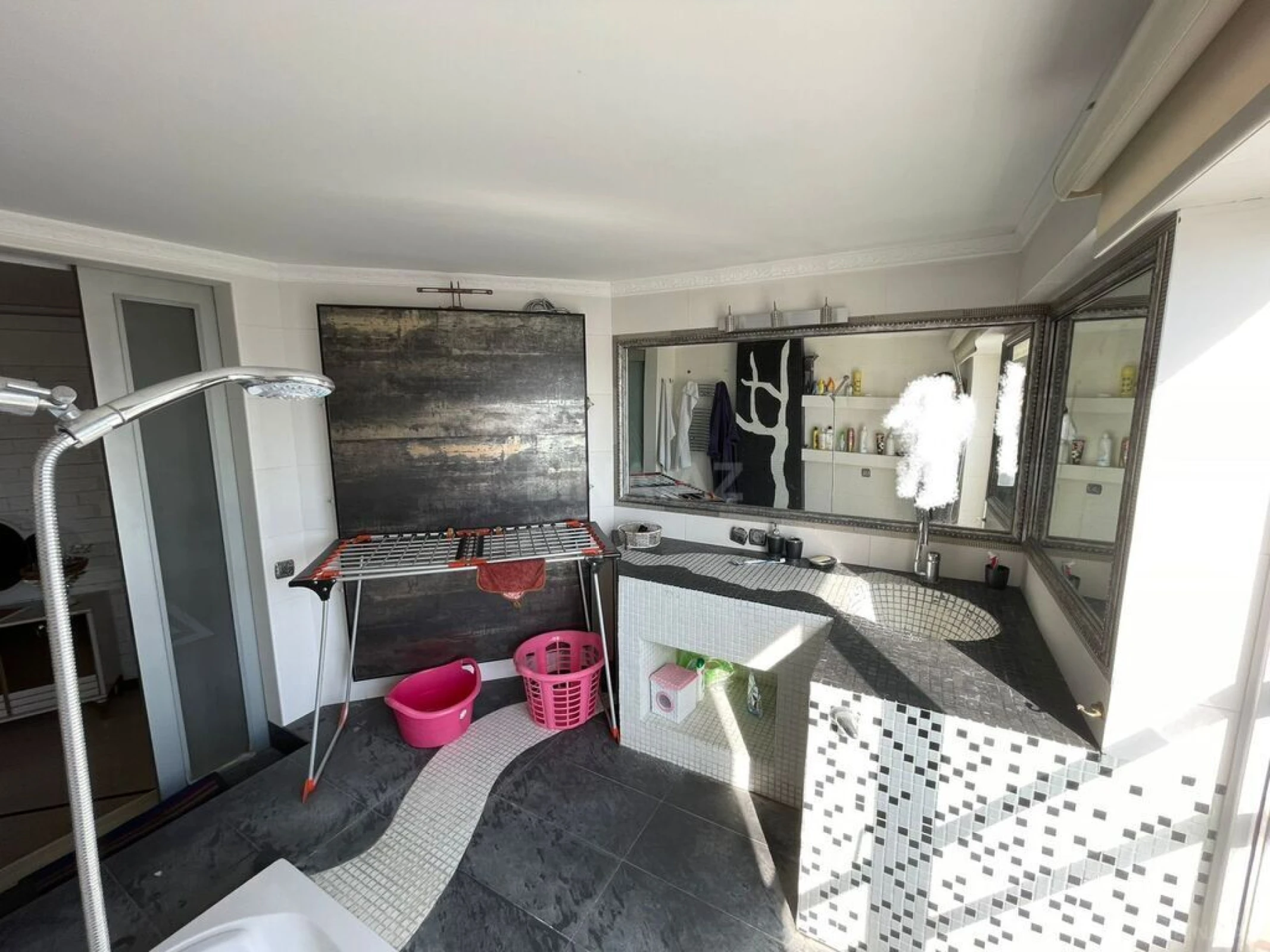 Kirayə verilir 3 otaqlı mənzil 130 m²