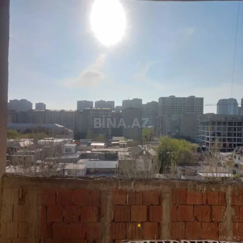 Satılır 3 otaqlı mənzil 150 m²