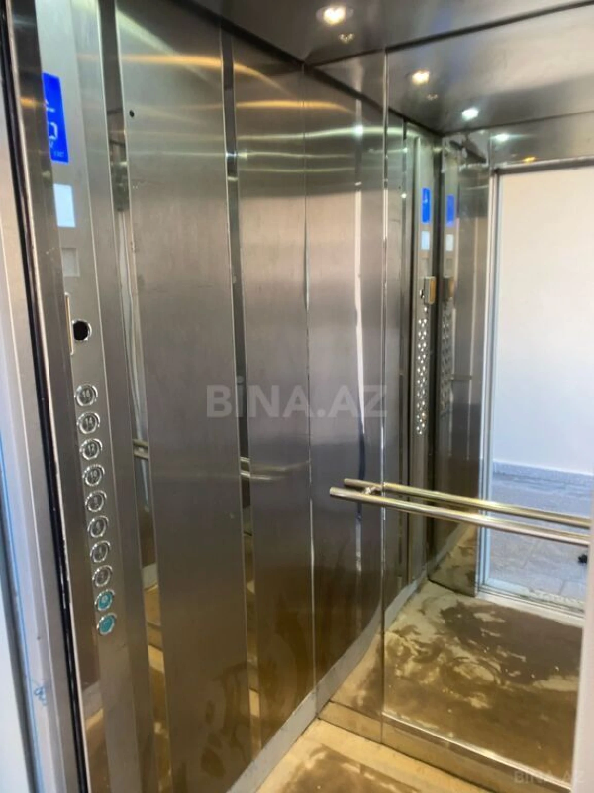 Satılır 3 otaqlı mənzil 150 m²