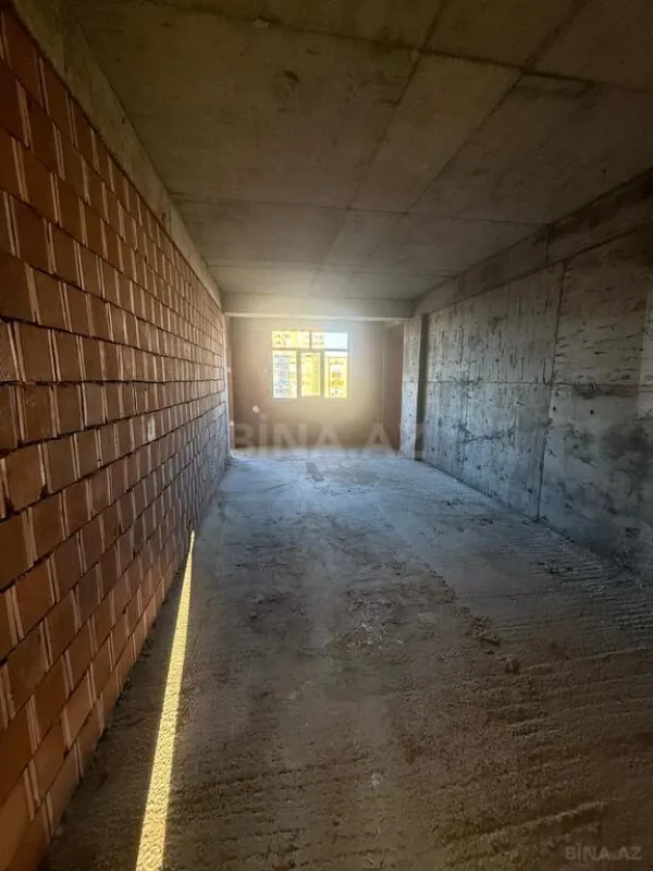 Satılır 3 otaqlı mənzil 150 m²