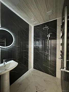 Satılır 2 otaqlı mənzil 50 m²