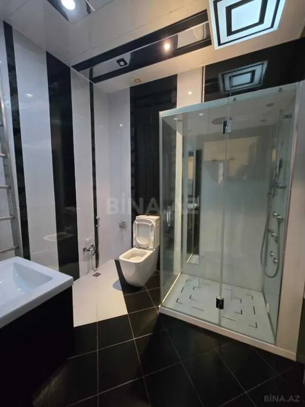 Satılır 6 otaqlı həyət evi 1000 m²