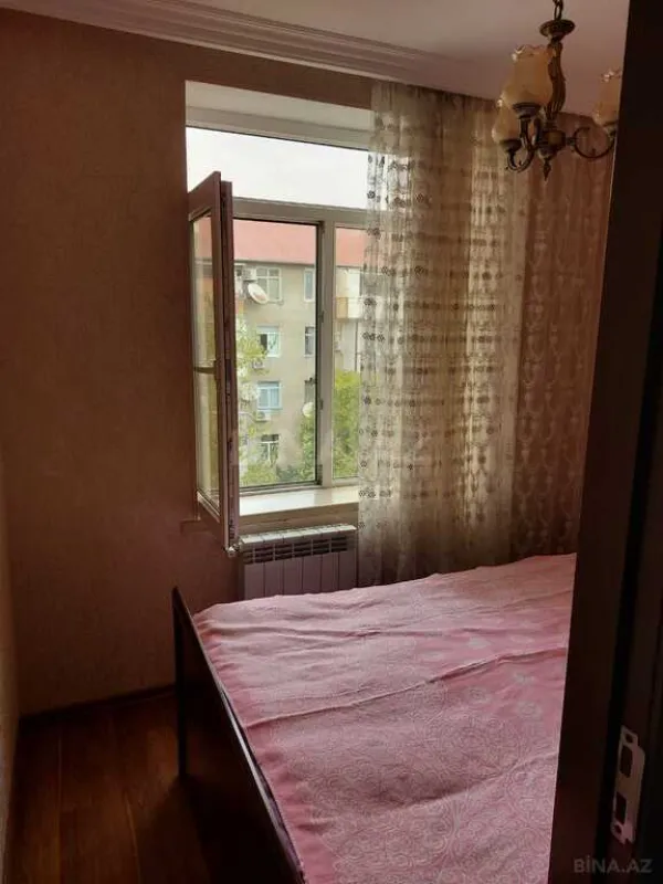 Kirayə verilir 2 otaqlı mənzil 35 m²