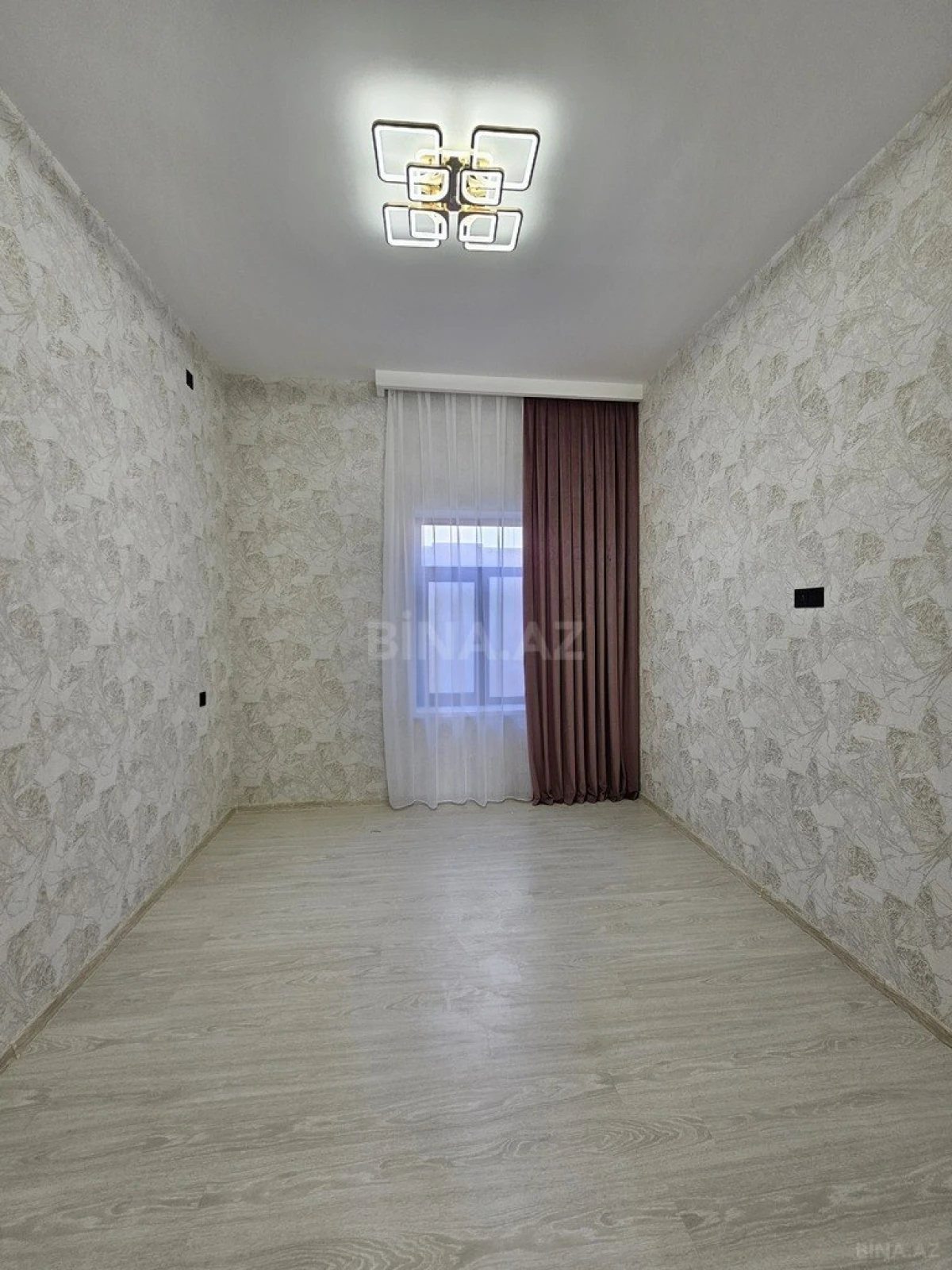 Satılır 4 otaqlı həyət evi 140 m²