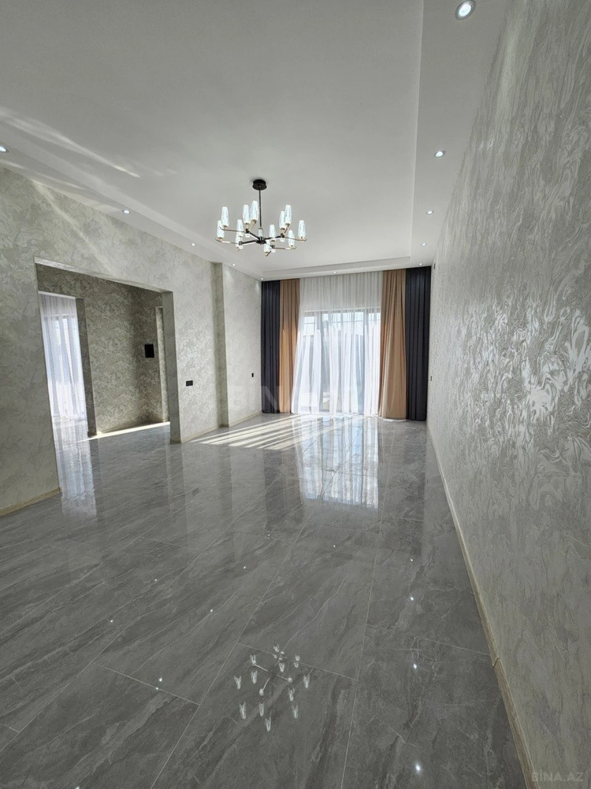 Satılır 4 otaqlı həyət evi 140 m²
