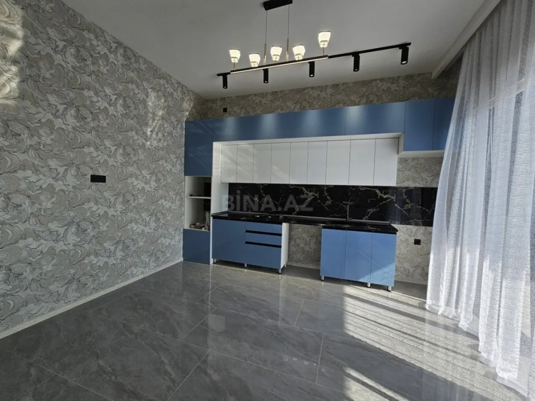 Satılır 4 otaqlı həyət evi 140 m²